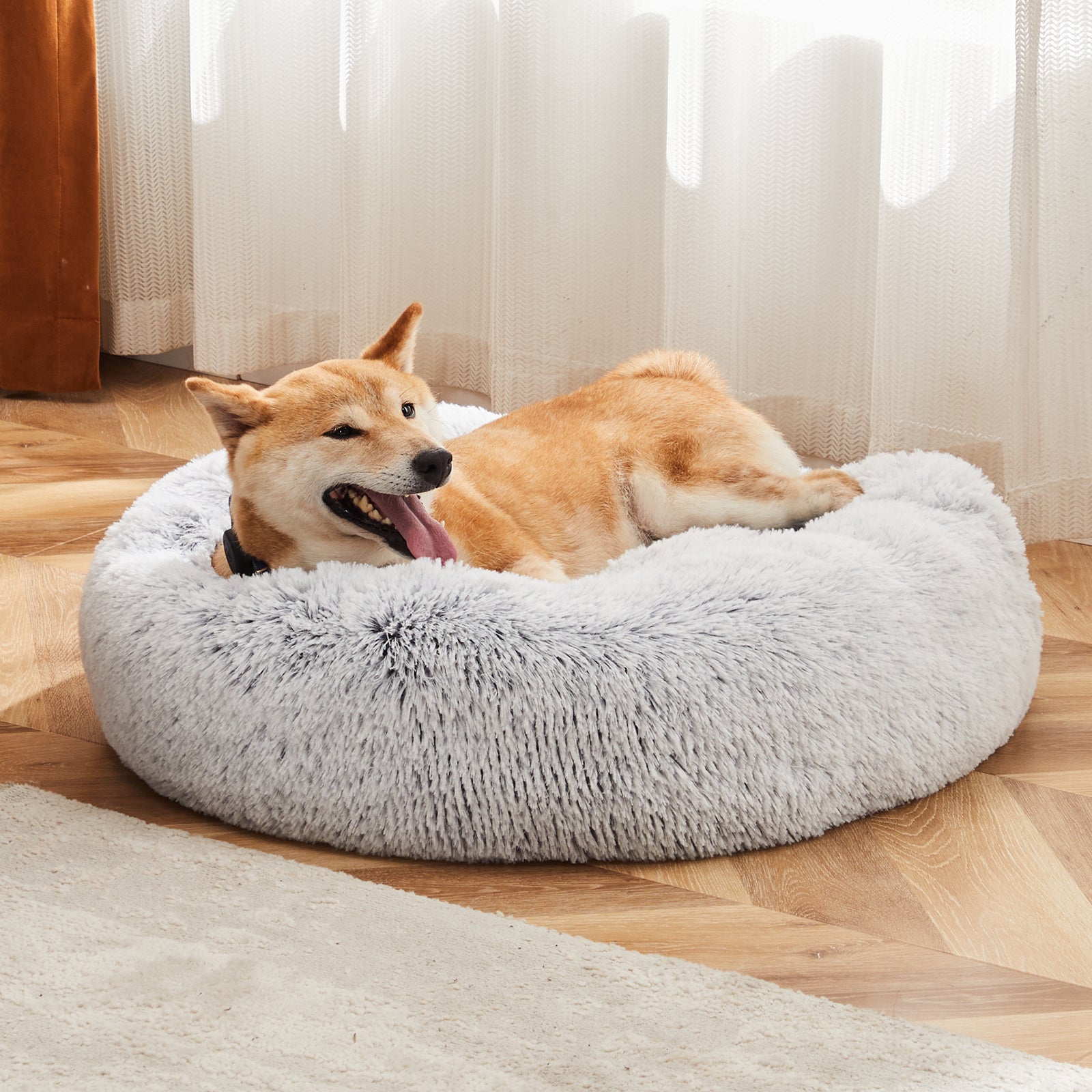 24" Faux Fur Bed For Cats & Dogs - Non-Slip & Easy to Clean